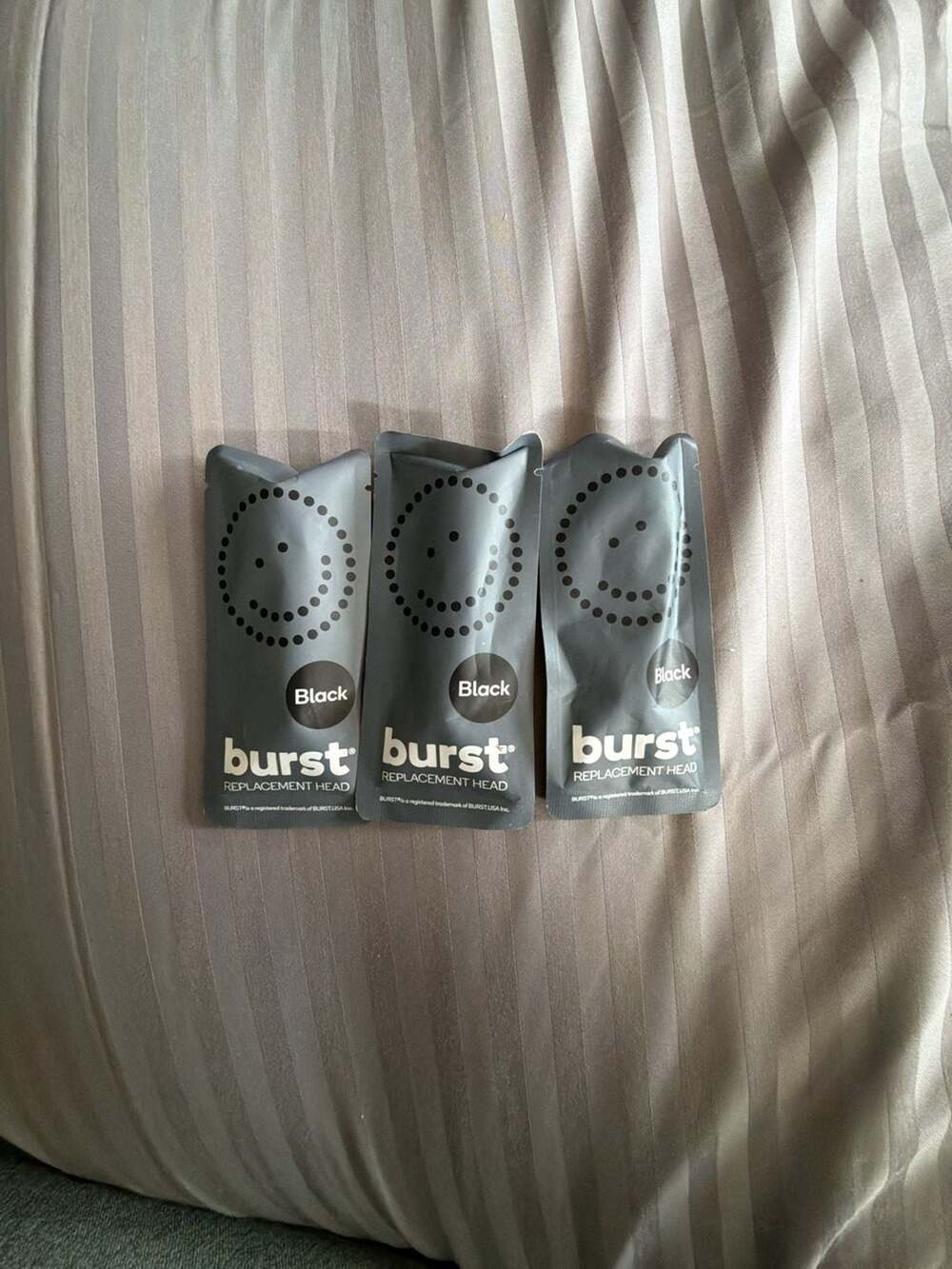 BURST Electric Toothbrush Replacement Heads Black 3-Pack